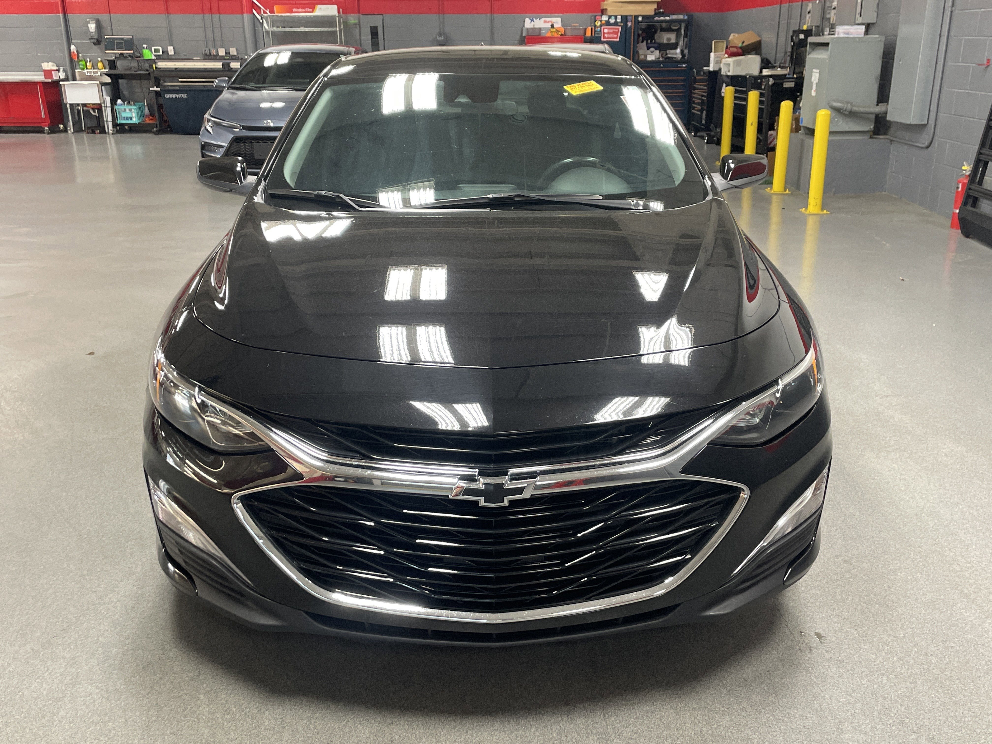 Used 2024 Chevrolet Malibu RS FWD image 3