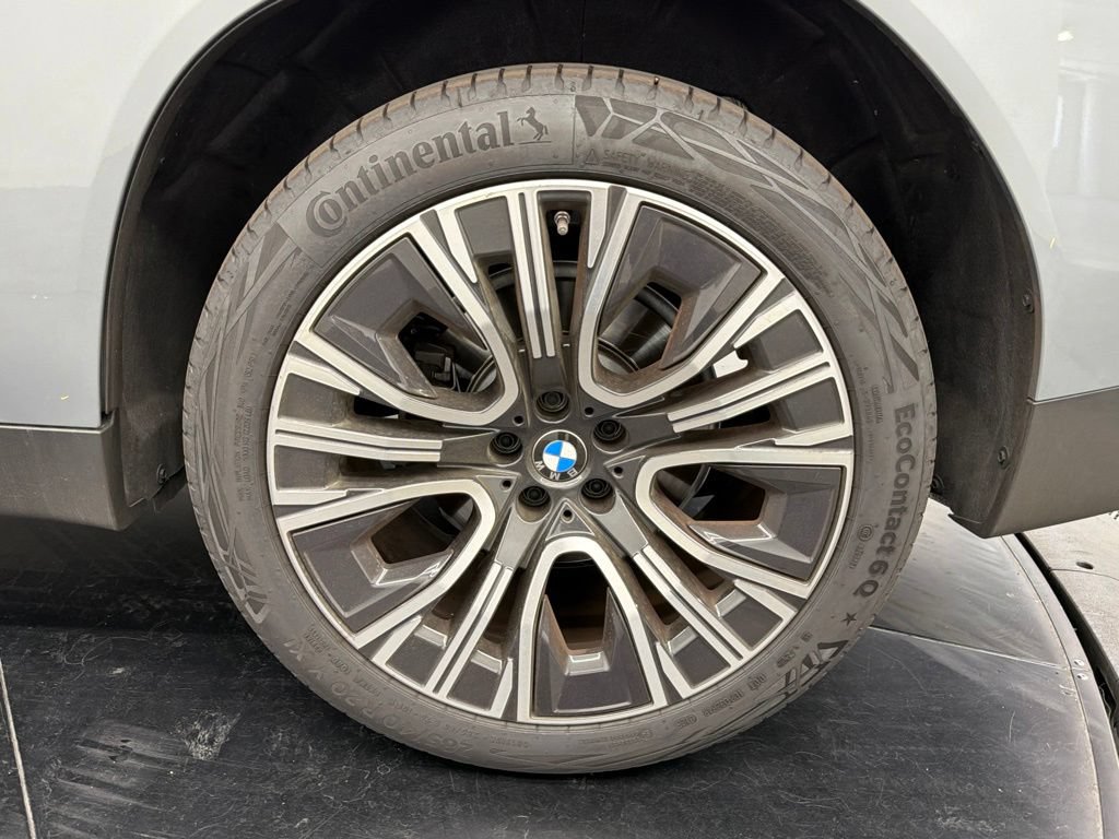 Used 2025 BMW X3 xDrive30i w/ Convenience Package AWD/4WD image 16