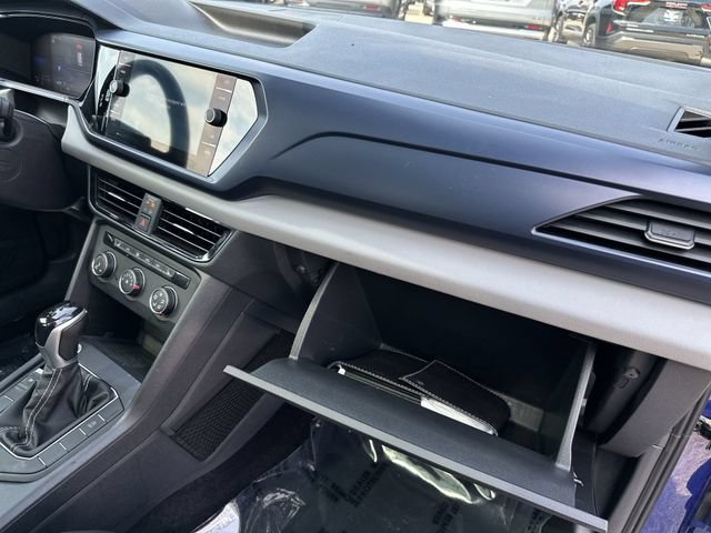 Used 2022 Volkswagen Taos SE FWD image 31
