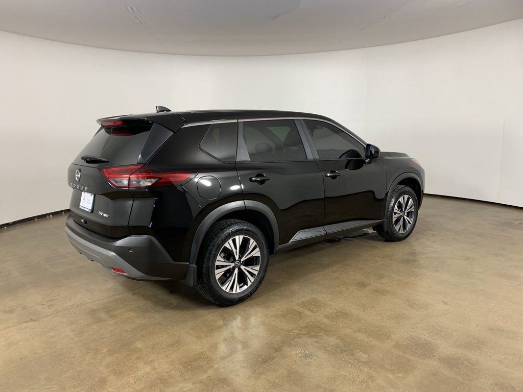 Used 2023 Nissan Rogue SV AWD/4WD image 8