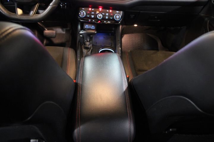 Used 2022 Dodge Durango R/T w/ Blacktop Package image 30