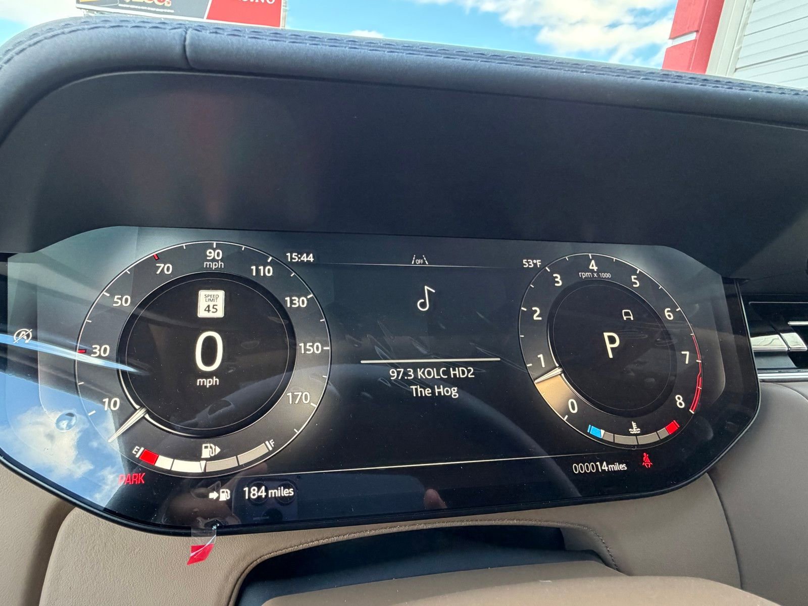 New 2026 Land Rover Range Rover SE image 15