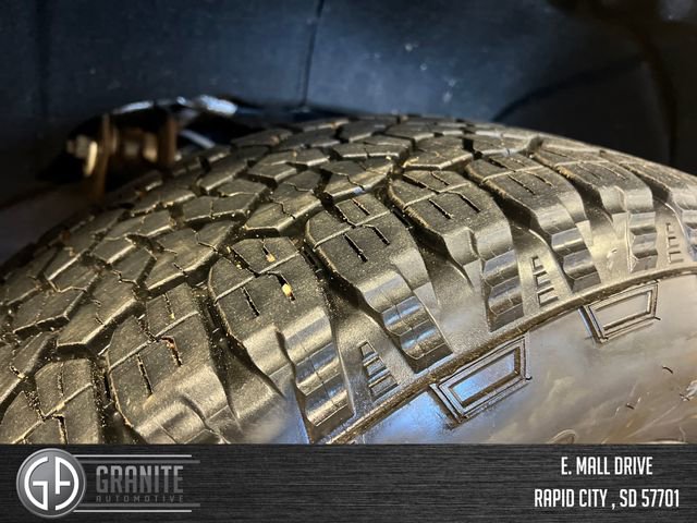 Used 2023 GMC Sierra 2500 AT4 w/ AT4 Premium Plus Package image 30