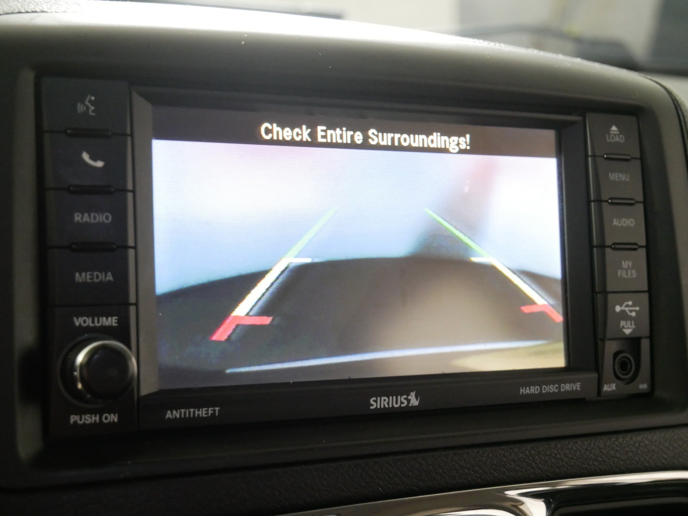 Used 2015 Chrysler Town & Country Touring-L w/ Driver Convenience Group FWD image 31