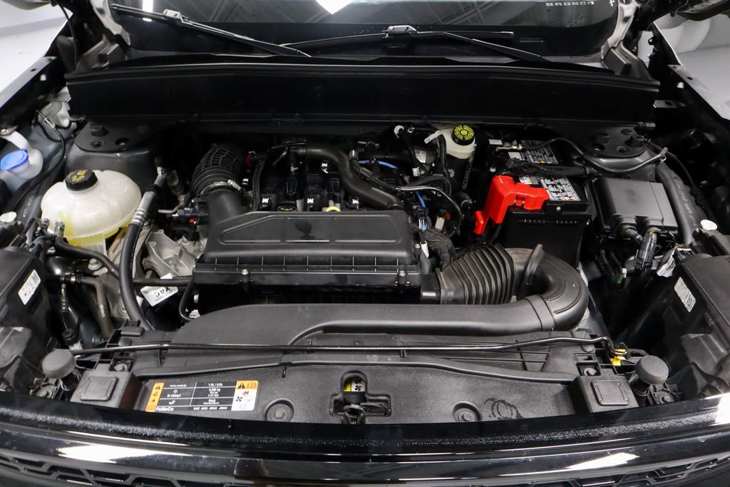 Certified 2025 Ford Bronco Sport Outer Banks w/ Outer Banks Tech Package+ AWD/4WD image 18