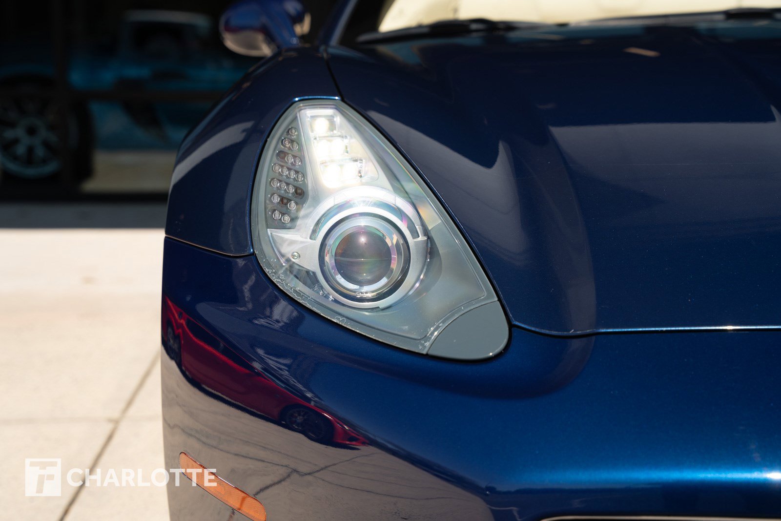 Used 2011 Ferrari California image 4