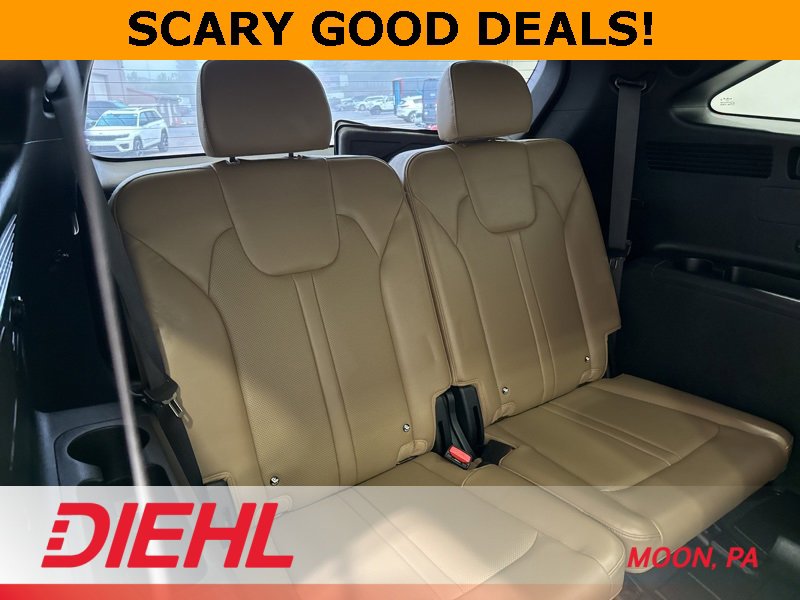 Used 2024 Kia Sorento SX Prestige w/ Olive Brown Leather Package image 12