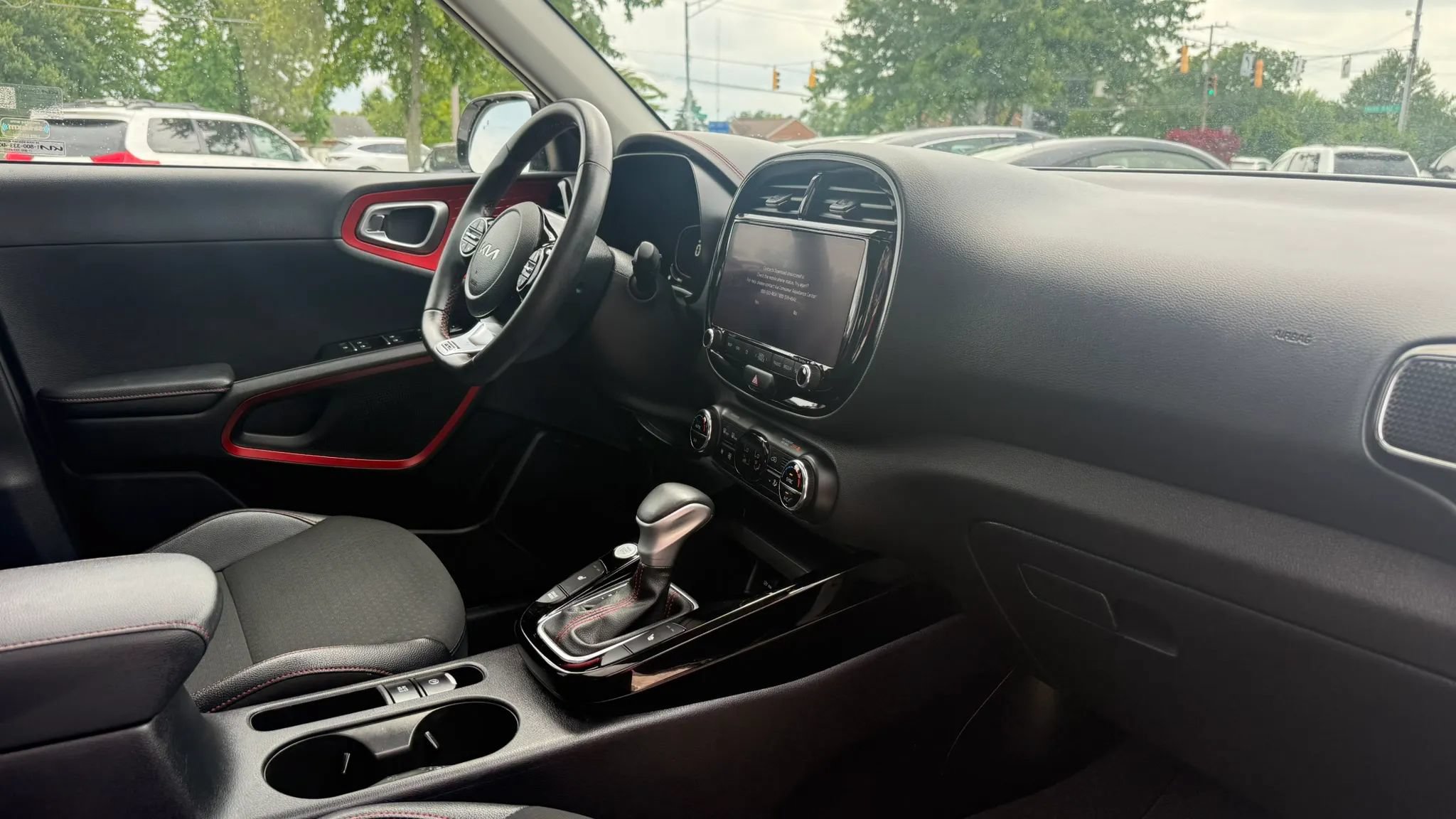 Used 2023 Kia Soul GT-Line w/ GT-Line Technology Package FWD image 13