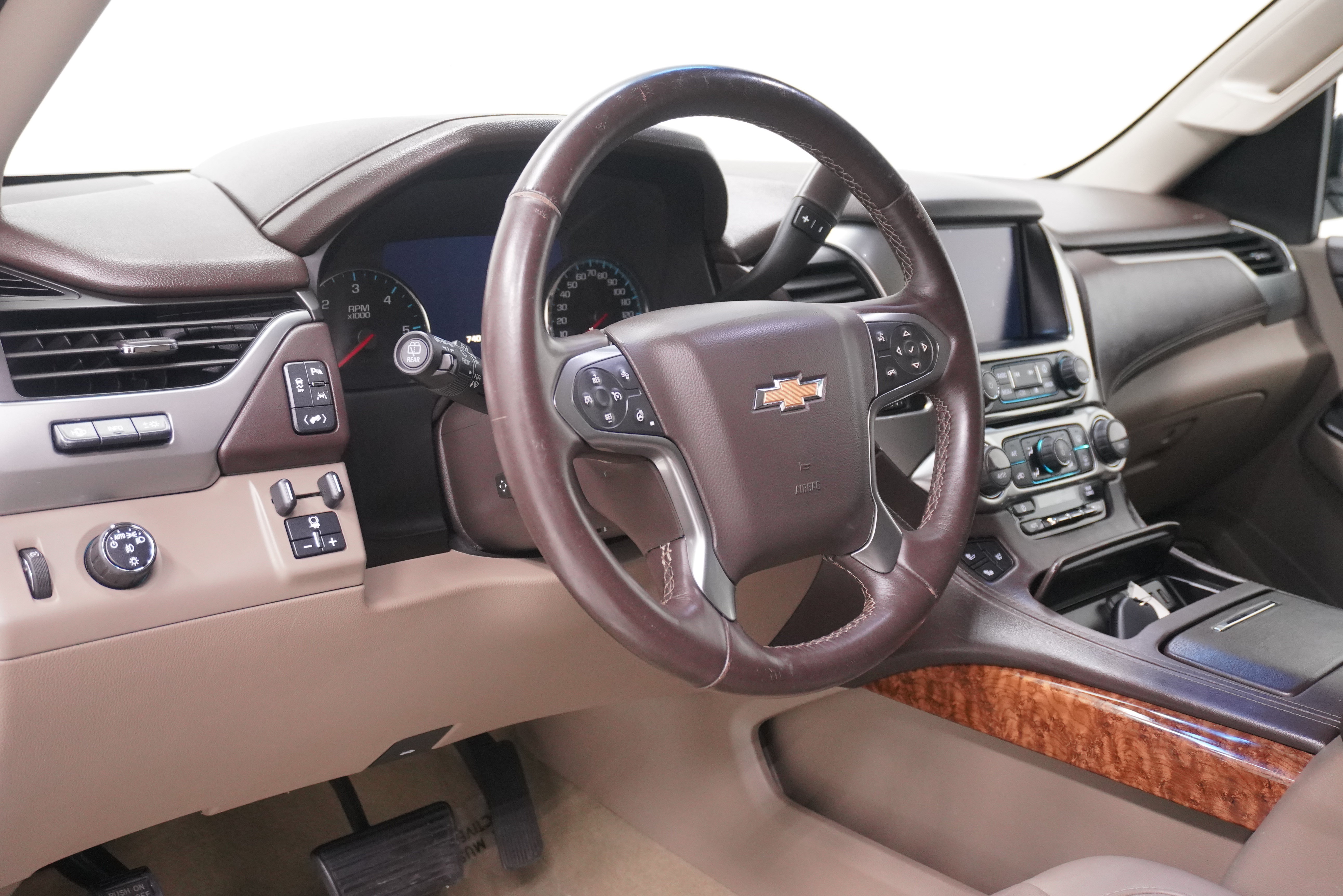 Used 2016 Chevrolet Tahoe LTZ RWD image 10