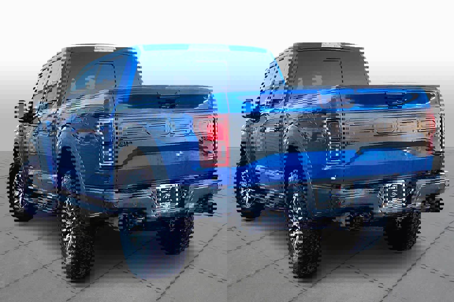 Used 2017 Ford F150 Raptor w/ Equipment Group 802A Luxury image 12