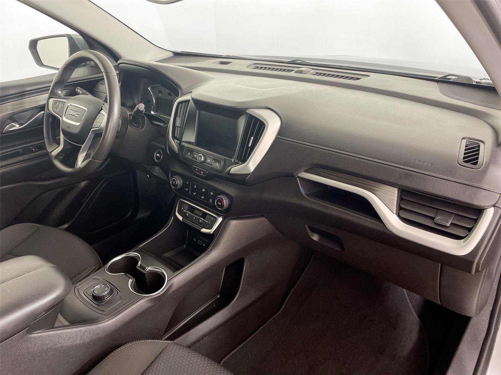 Used 2024 GMC Terrain SLE AWD/4WD image 26