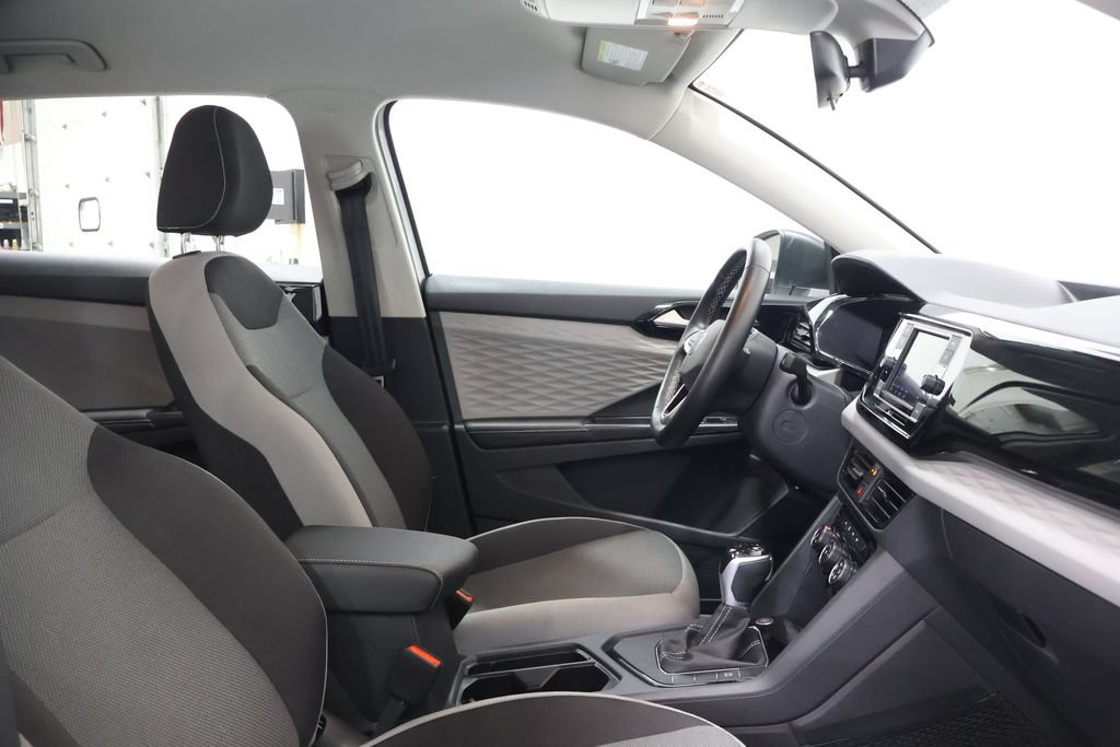 Used 2024 Volkswagen Taos S FWD image 21