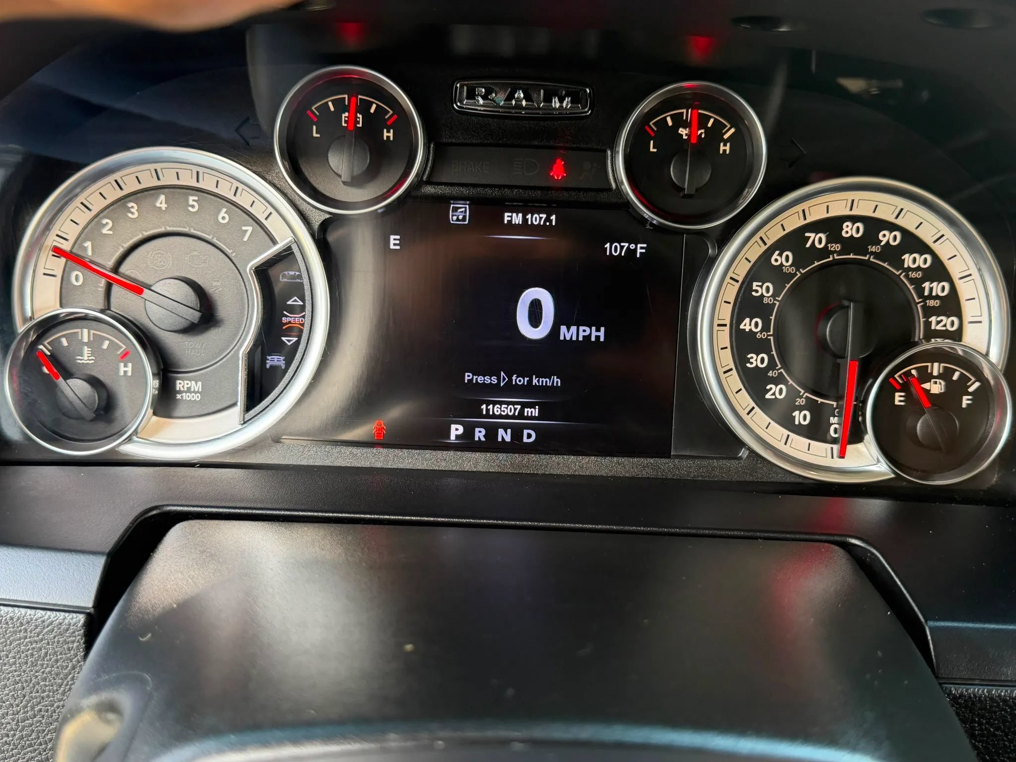 Used 2017 RAM 1500 Laramie RWD image 19