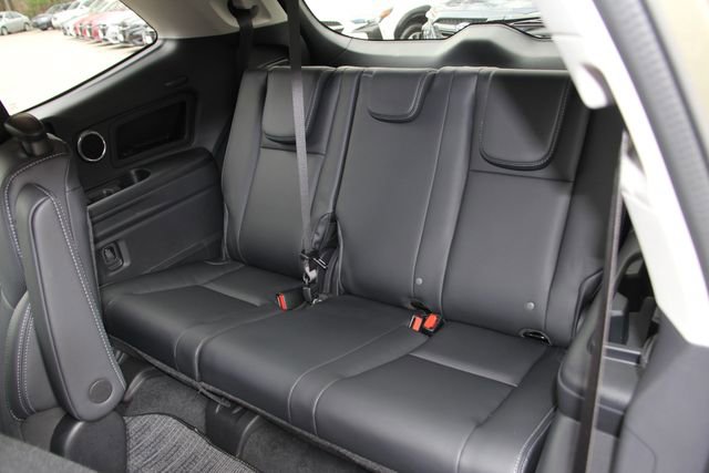 Used 2025 Subaru Ascent Limited AWD/4WD image 32