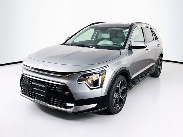 Used 2023 Kia Niro EX Touring FWD image 1