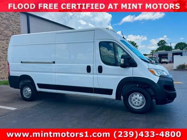 Used 2023 RAM ProMaster 2500 FWD image 4