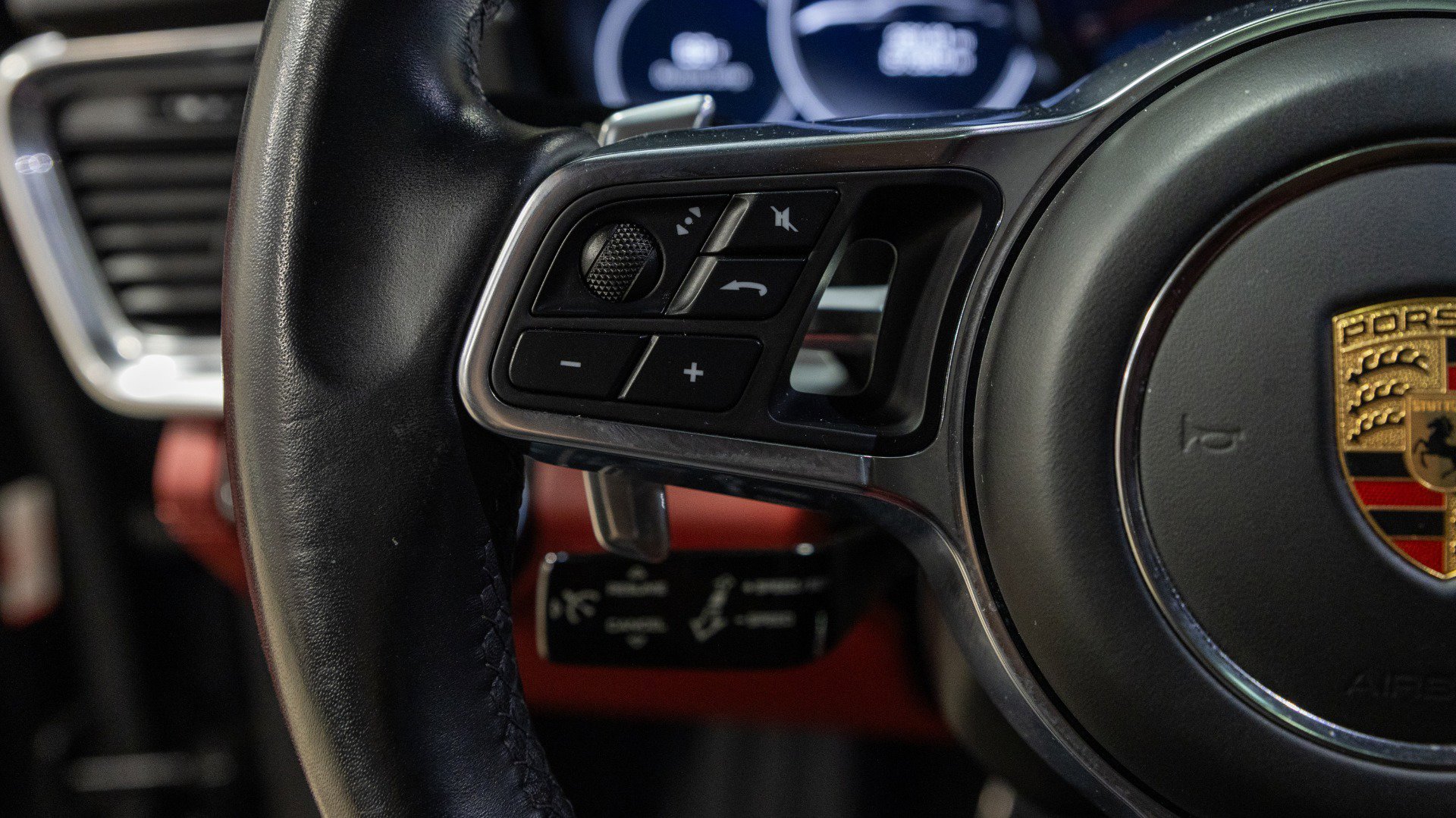 Used 2020 Porsche Panamera GTS image 57