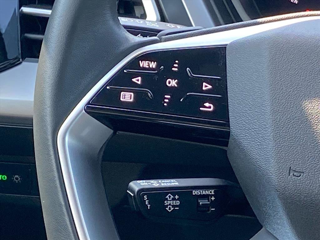 Used 2023 Audi Q4 e-tron Prestige AWD/4WD image 5