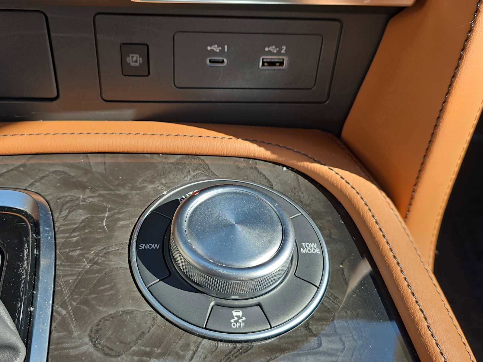 Used 2024 INFINITI QX80 Sensory w/ Cargo Package image 22