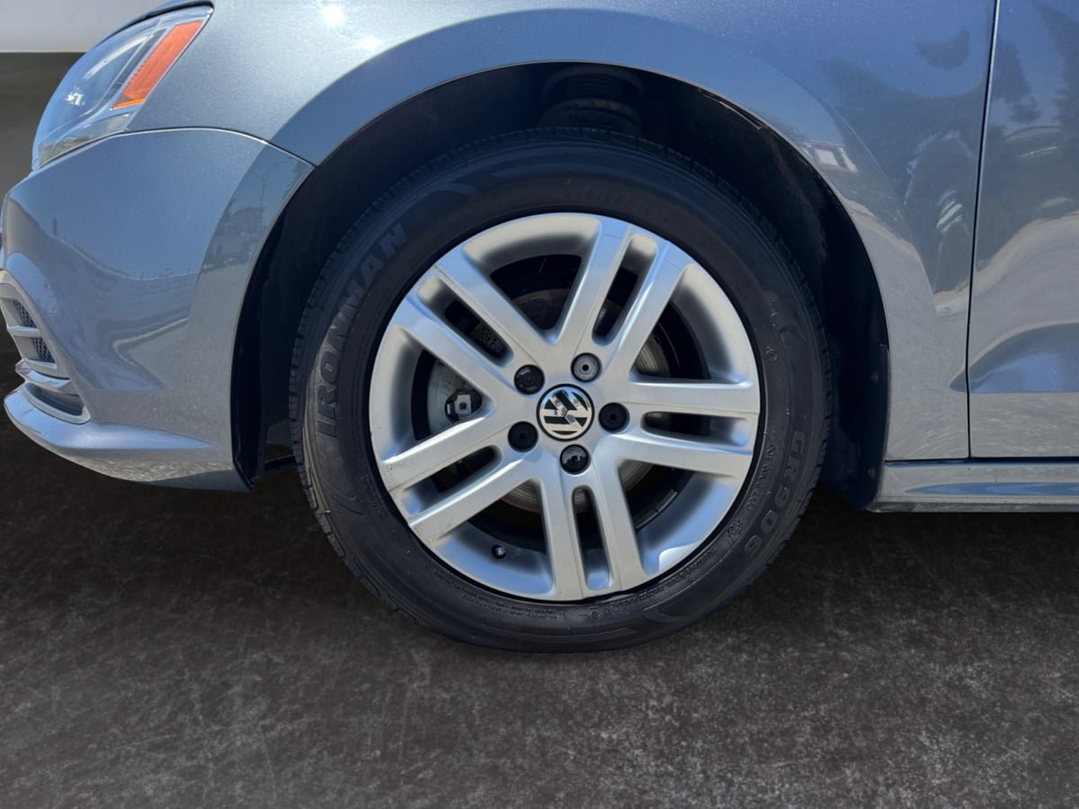 Used 2015 Volkswagen Jetta S FWD image 9
