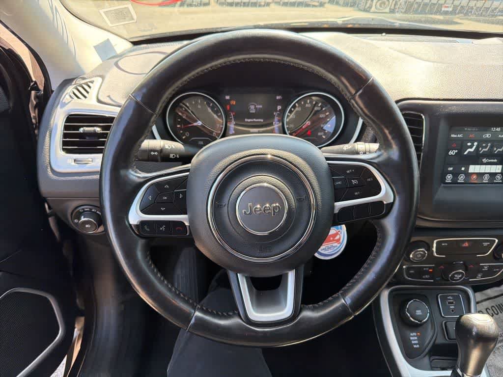 Used 2018 Jeep Compass Latitude w/ Popular Equipment Group AWD/4WD image 33