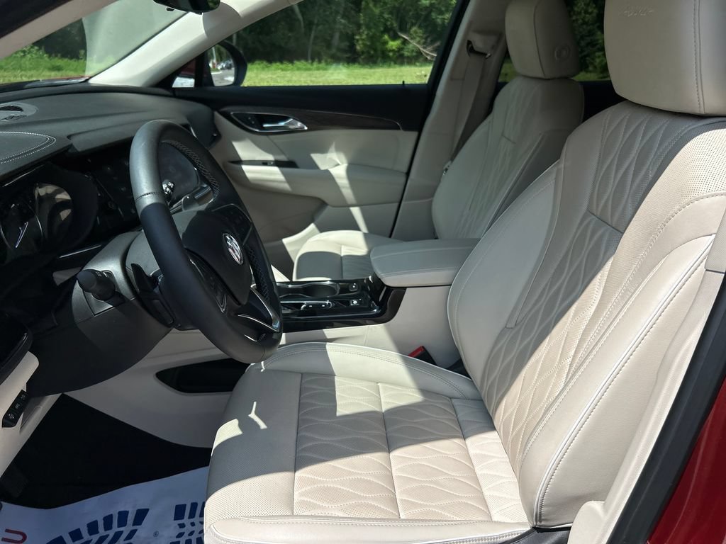 Used 2023 Buick Envision Avenir AWD/4WD image 11