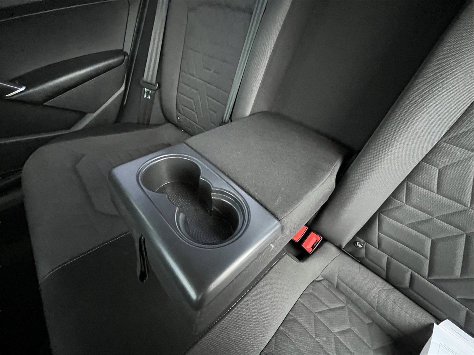 Used 2021 Volkswagen Passat 2.0T S image 27