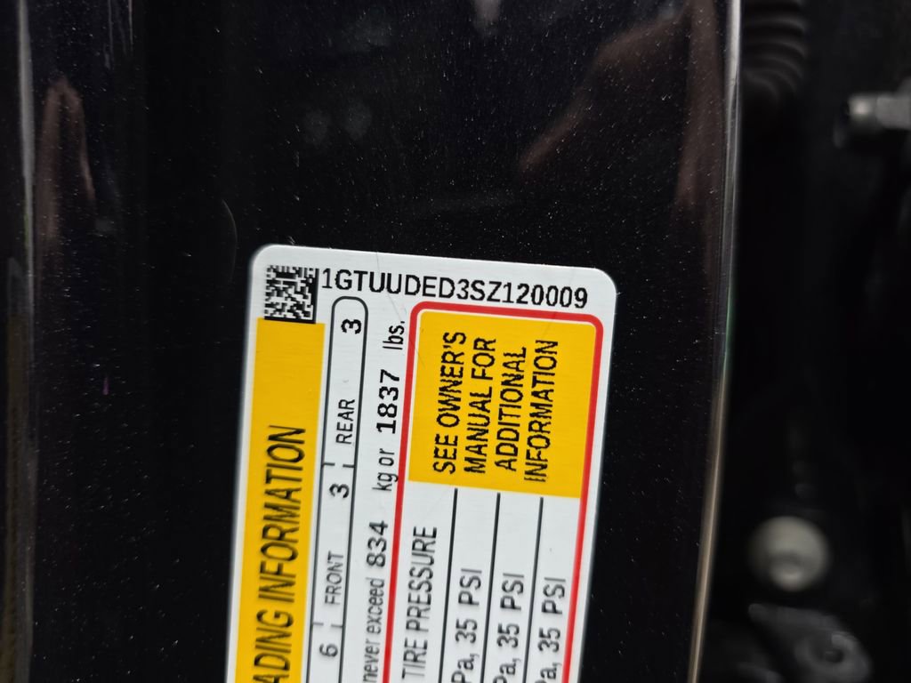 Certified 2025 GMC Sierra 1500 SLT image 37