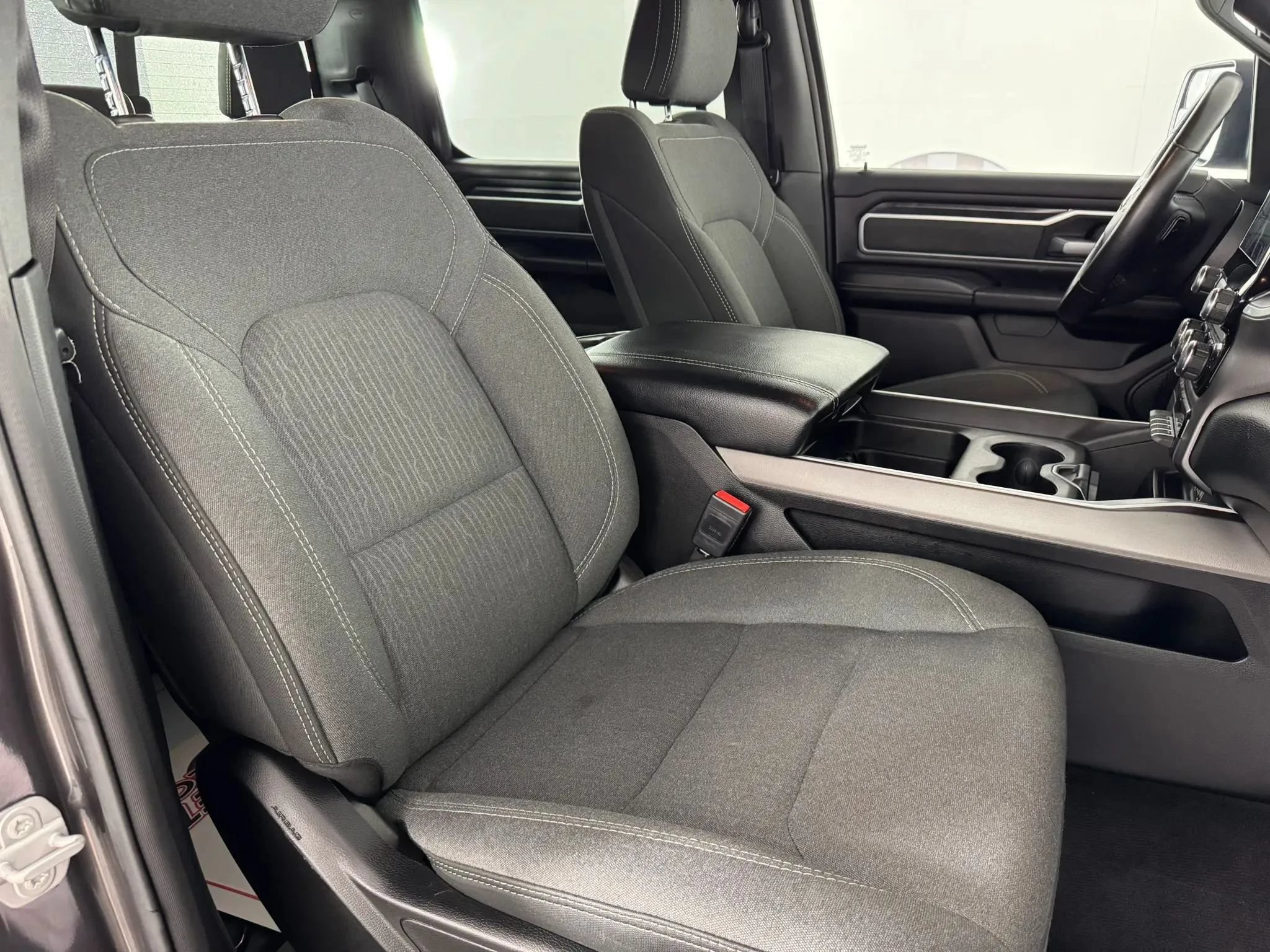 Used 2021 RAM 1500 Big Horn AWD/4WD image 33