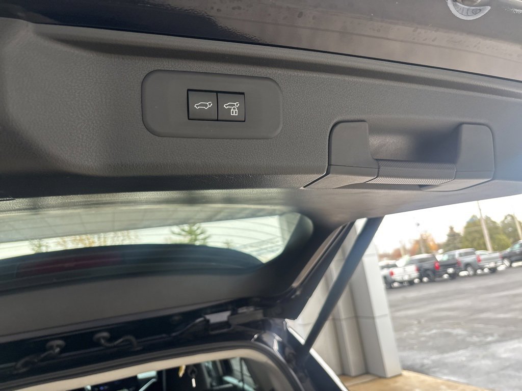 Used 2025 Toyota Grand Highlander AWD Hybrid image 28