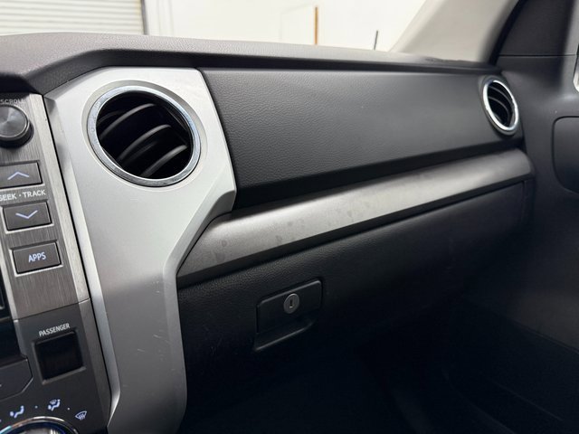 Used 2015 Toyota Tundra SR5 w/ SR5 Upgrade Package image 22