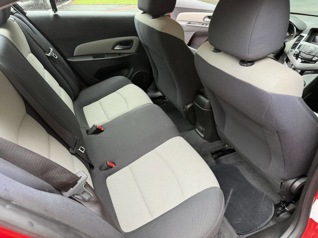 Used 2016 Chevrolet Cruze LS FWD image 18