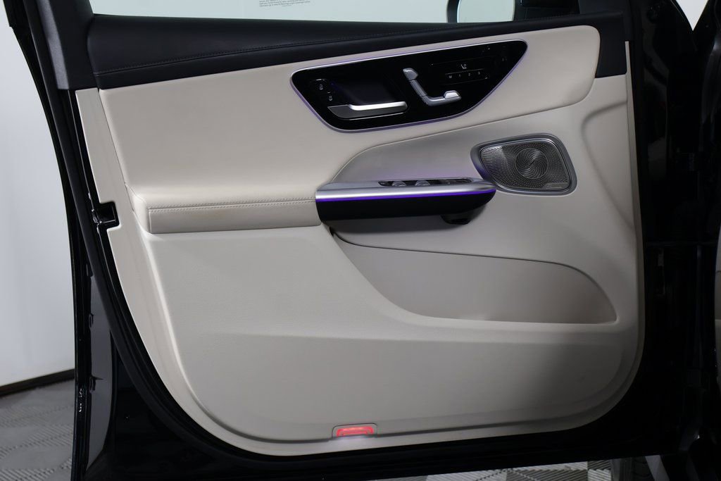 Certified 2023 Mercedes-Benz GLC 300 image 12