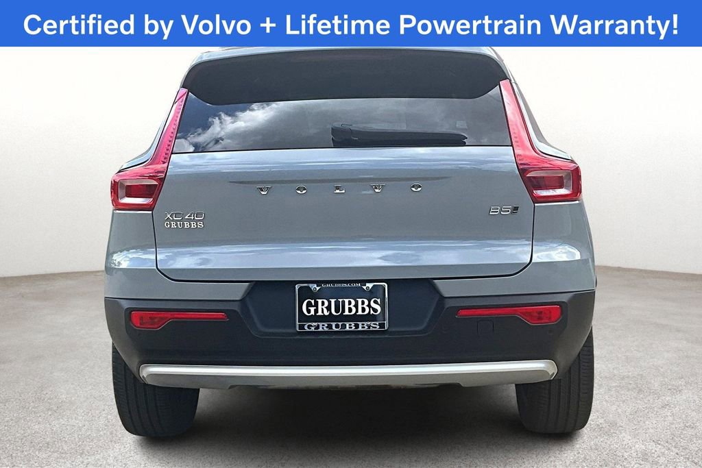 Certified 2025 Volvo XC40 B5 Core image 6