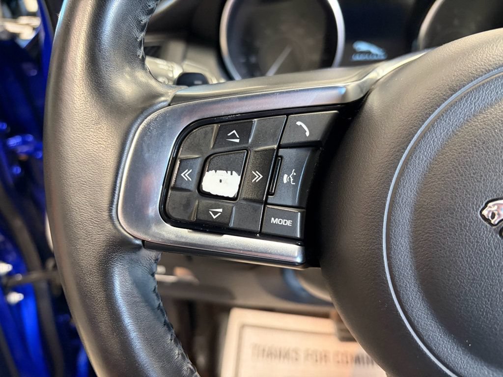 Used 2019 Jaguar E-PACE R-Dynamic SE AWD/4WD image 11