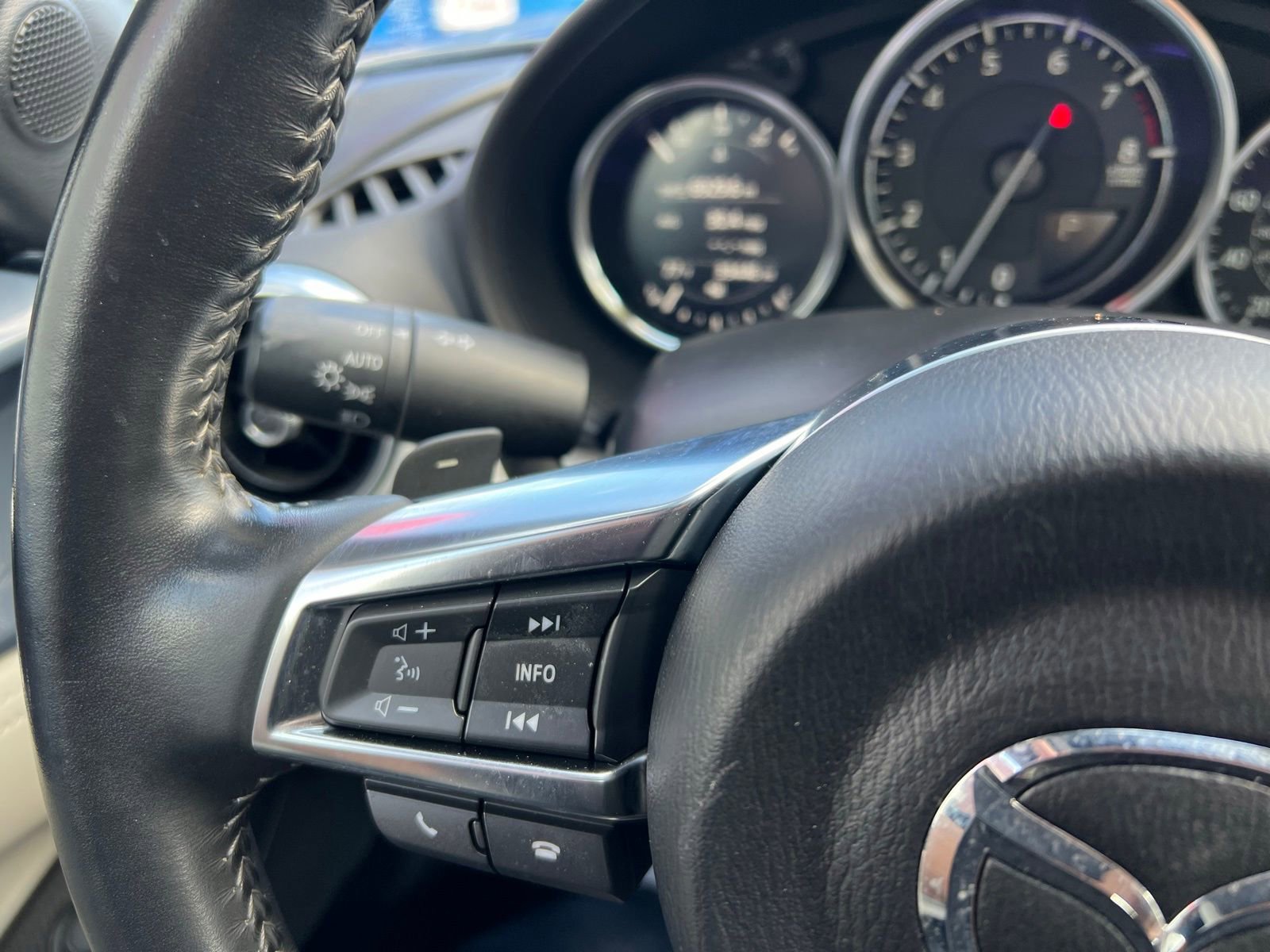 Used 2021 MAZDA MX-5 Miata RF Grand Touring RWD image 35