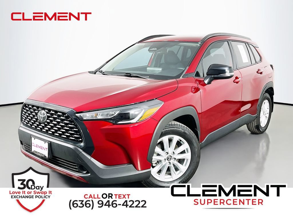 Used 2025 Toyota Corolla Cross LE w/ Moonroof Package FWD image 1