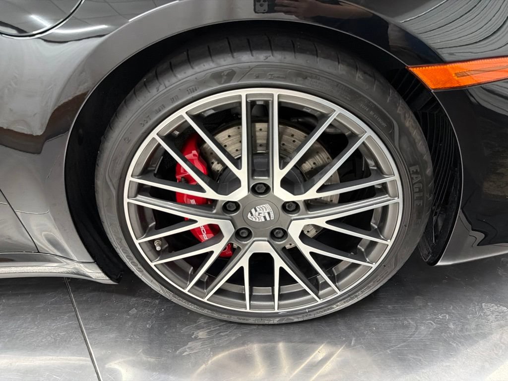 Used 2022 Porsche 911 Carrera S w/ Sport Package RWD image 12