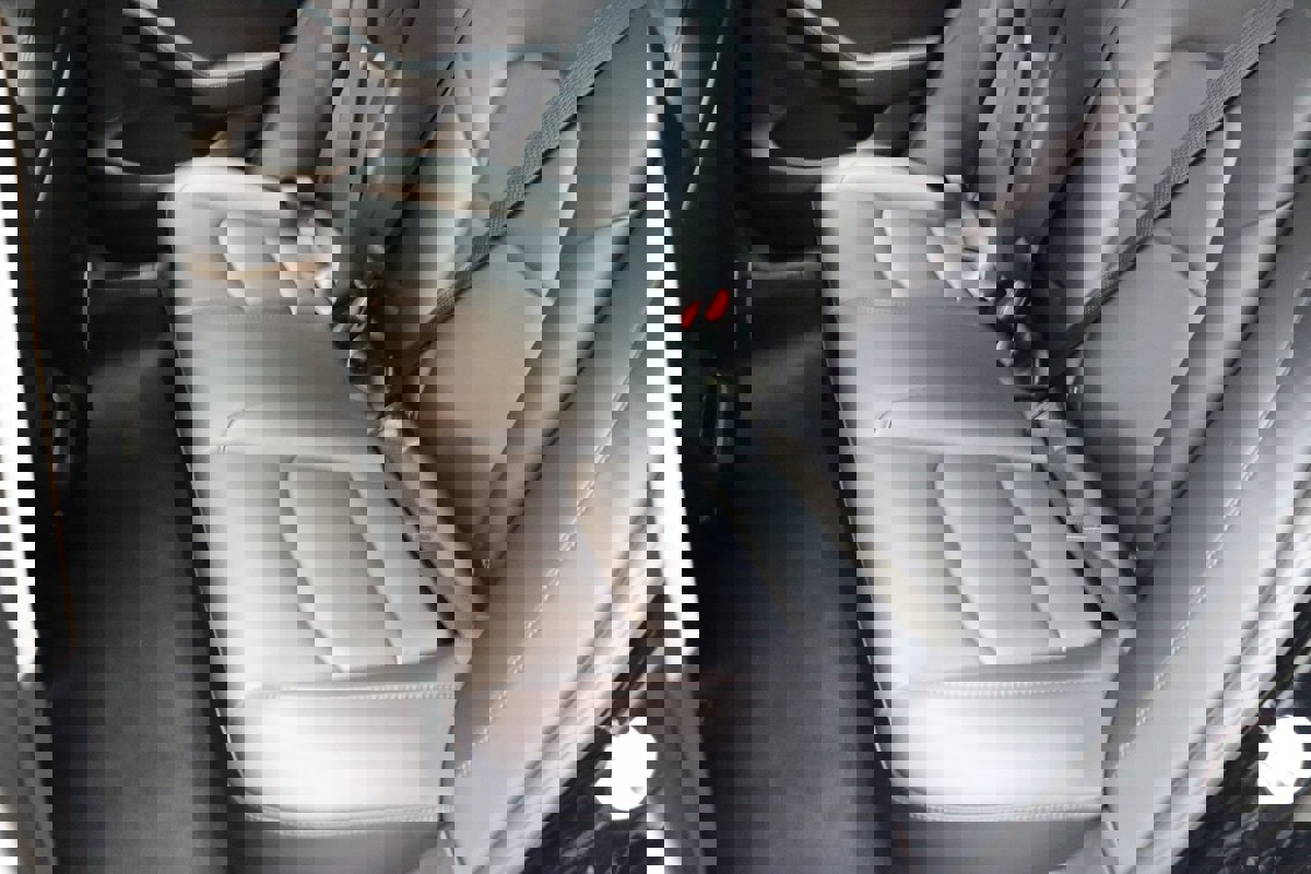 Used 2023 Tesla Model 3 Standard Range image 42