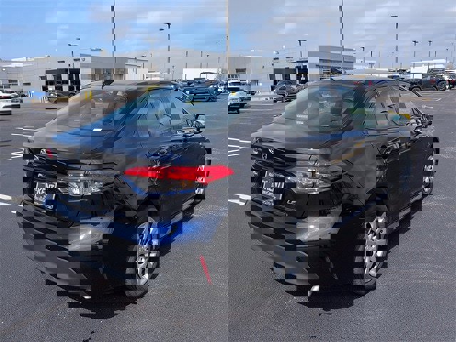 Certified 2025 Toyota Corolla LE image 7