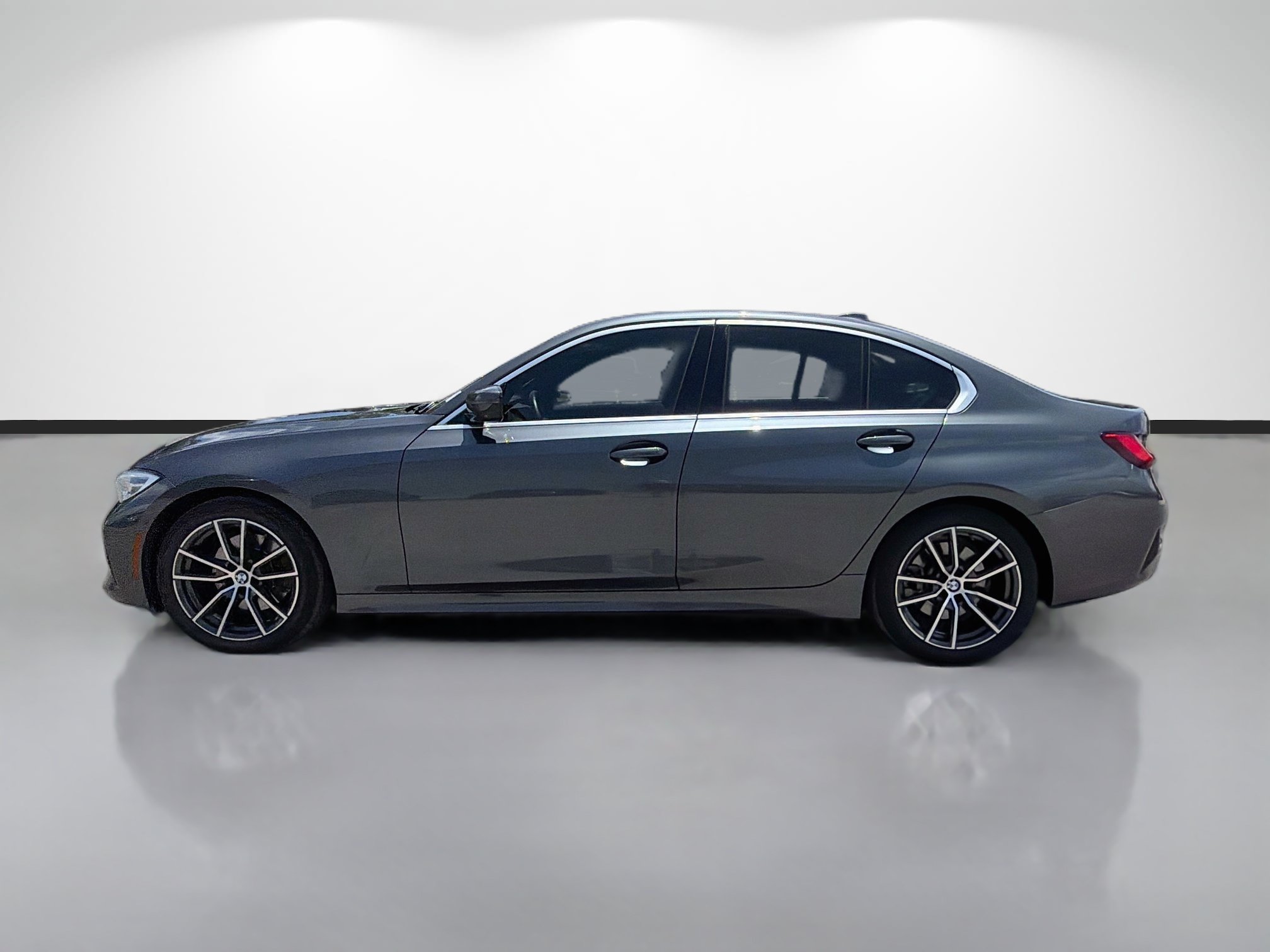 Used 2021 BMW 330i Sedan w/ Premium Package RWD image 6
