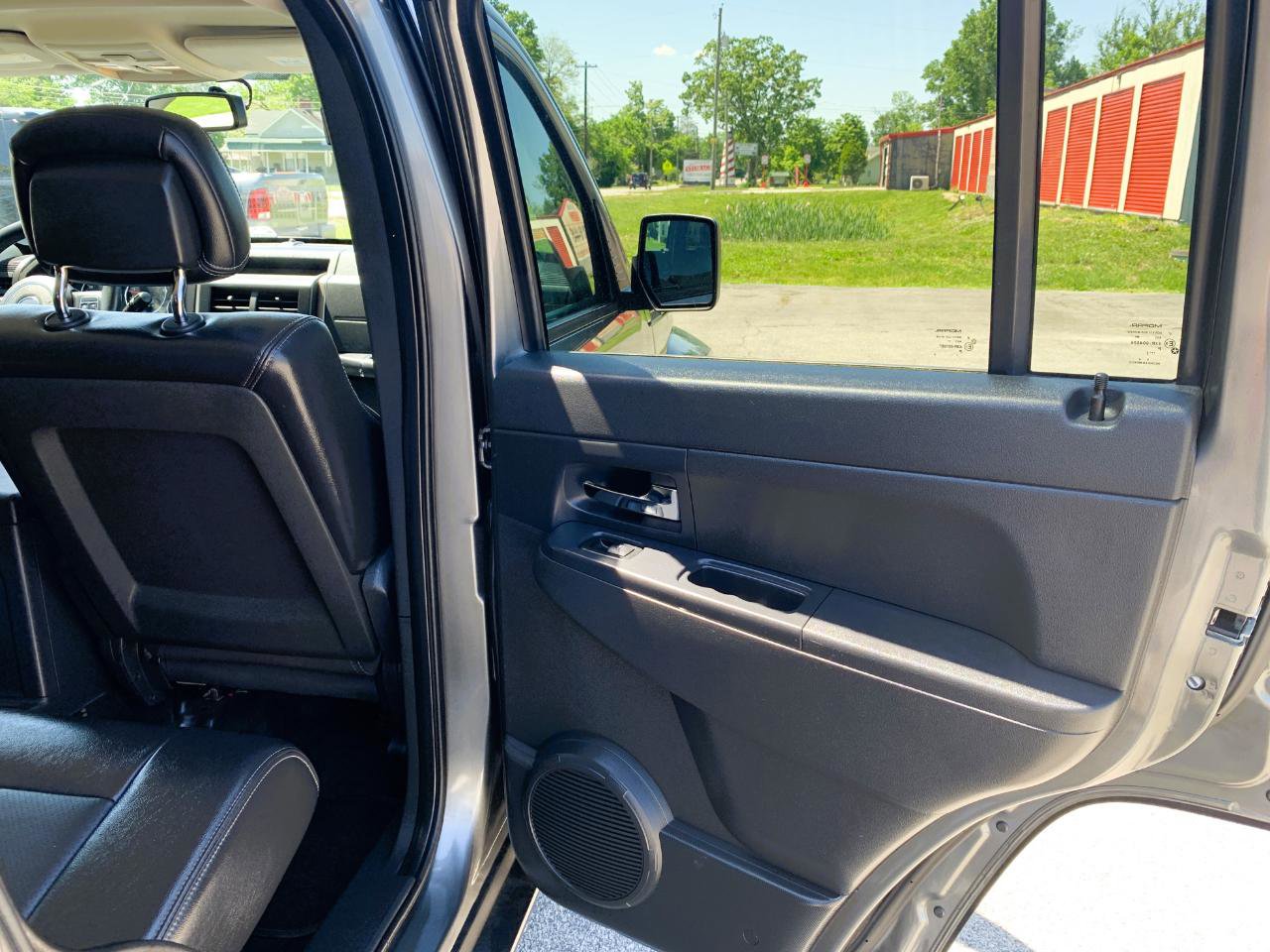 Used 2012 Jeep Liberty Sport AWD/4WD image 36