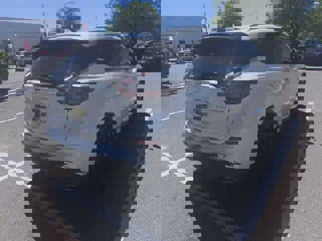 Certified 2022 Nissan Murano Platinum w/ Cargo Package image 13