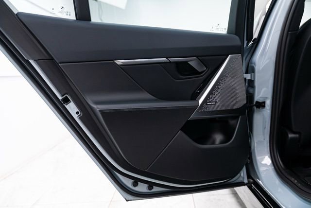 Used 2026 BMW 530i xDrive image 26