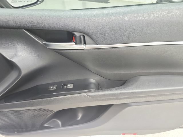 Used 2020 Toyota Camry SE FWD image 38