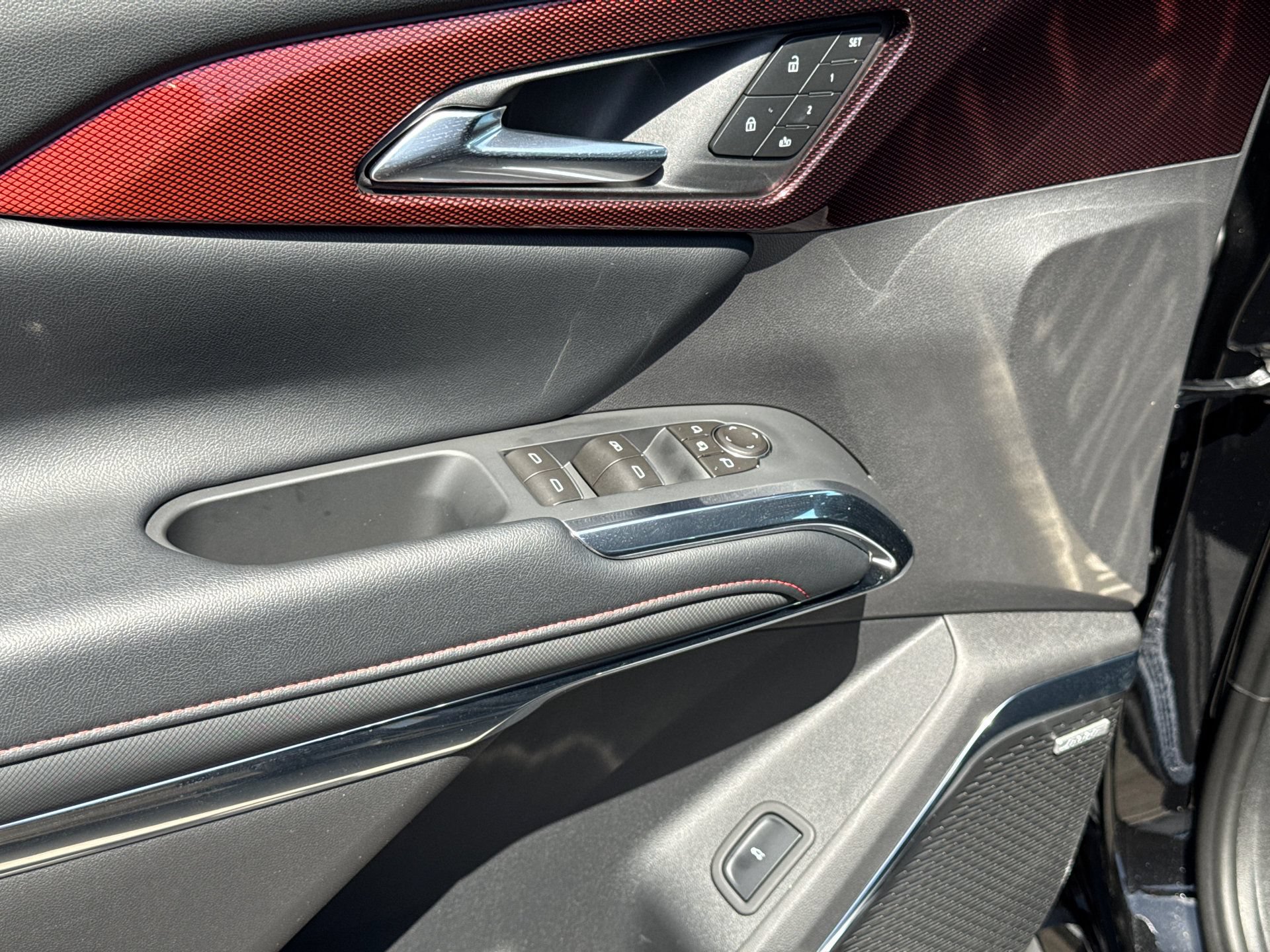 Used 2026 Chevrolet Traverse RS FWD image 23