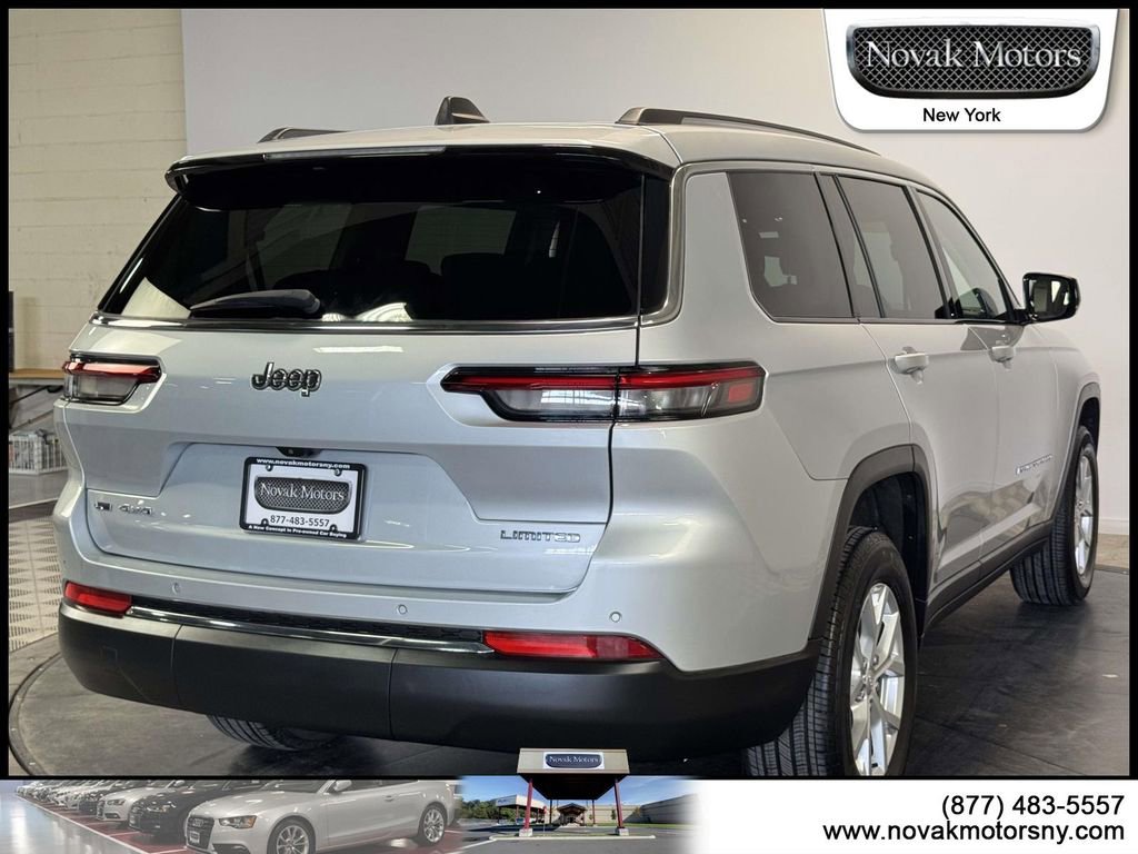 Used 2023 Jeep Grand Cherokee L Limited AWD/4WD image 10