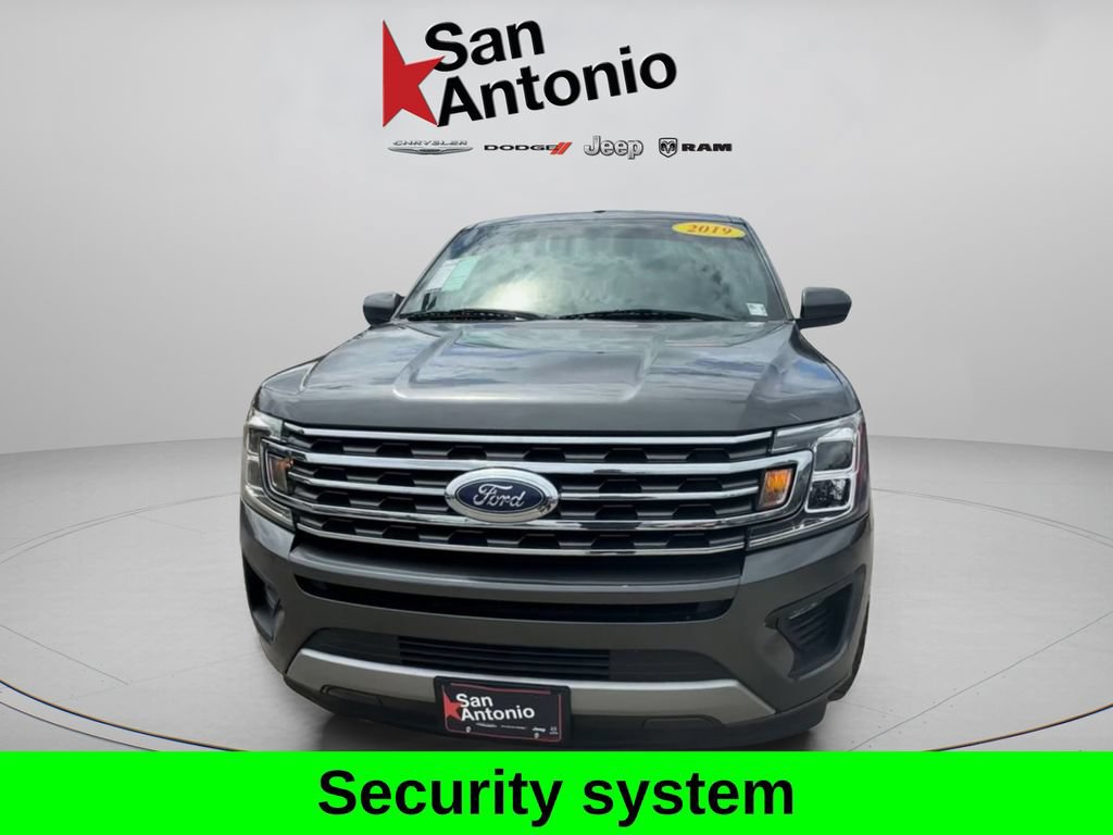 Used 2019 Ford Expedition XLT RWD image 4