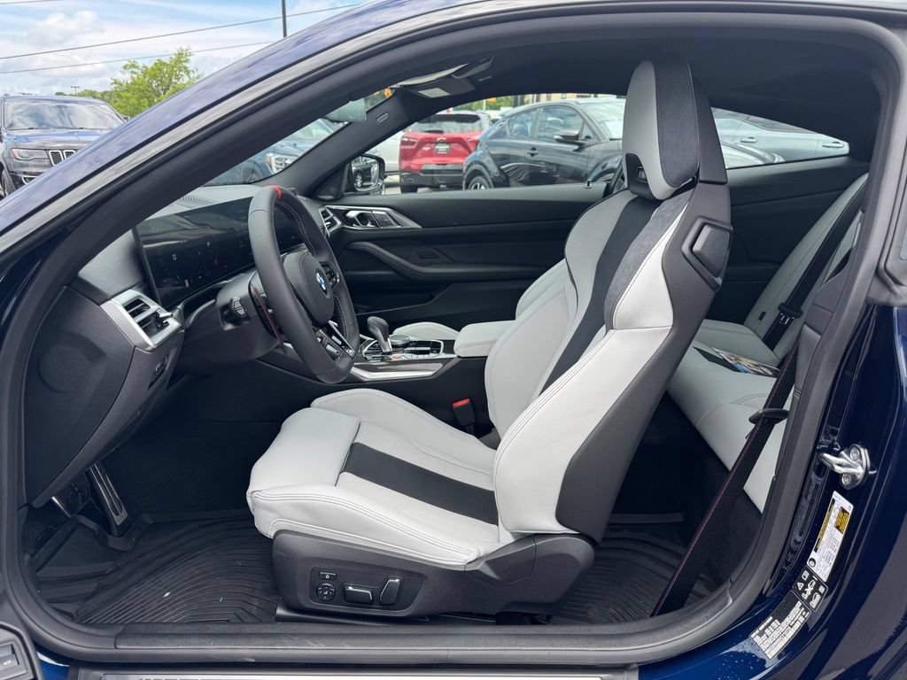 Used 2027 BMW M4 xDrive Competition w/ Executive Package AWD/4WD image 14