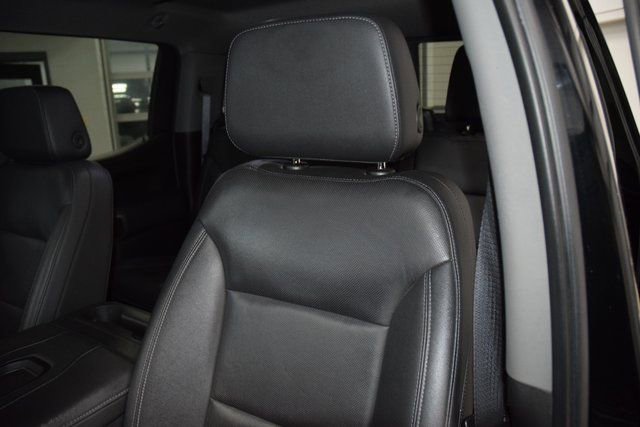 Used 2021 GMC Sierra 1500 SLT w/ SLT Premium Package AWD/4WD image 42